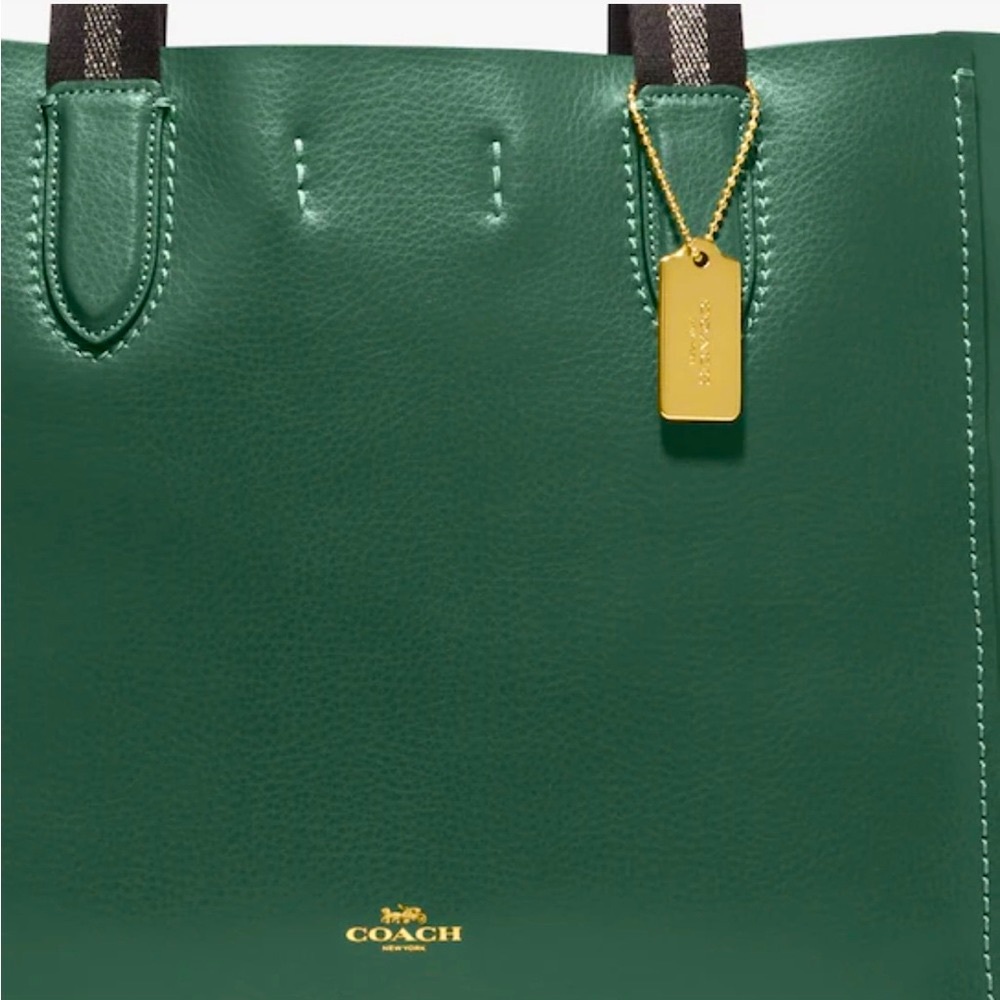 Fab COACH tote bag NWT
